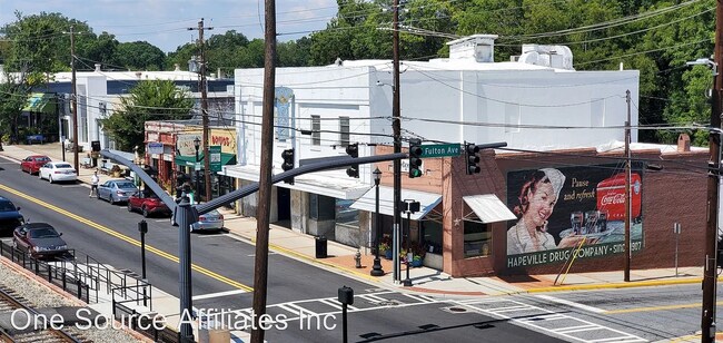 Building Photo - Rent a Community..Prime Location