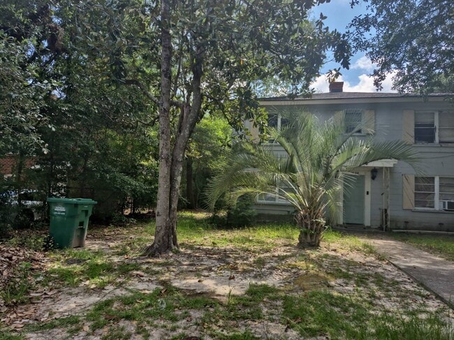 Building Photo - 1008 N McKinley St