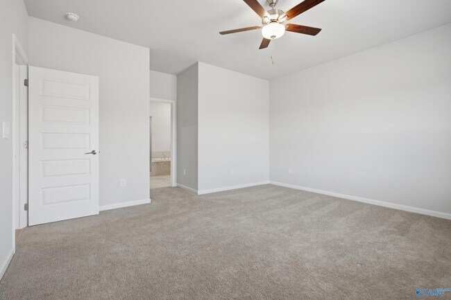 Building Photo - 128 Stockholm Ln