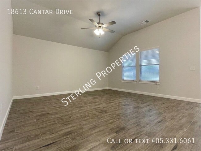 Building Photo - 18613 Cantar Dr