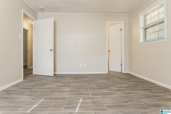 Building Photo - 510 King Valley Cir