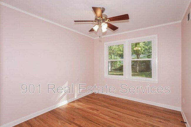 Building Photo - 5103 Edenshire Ave