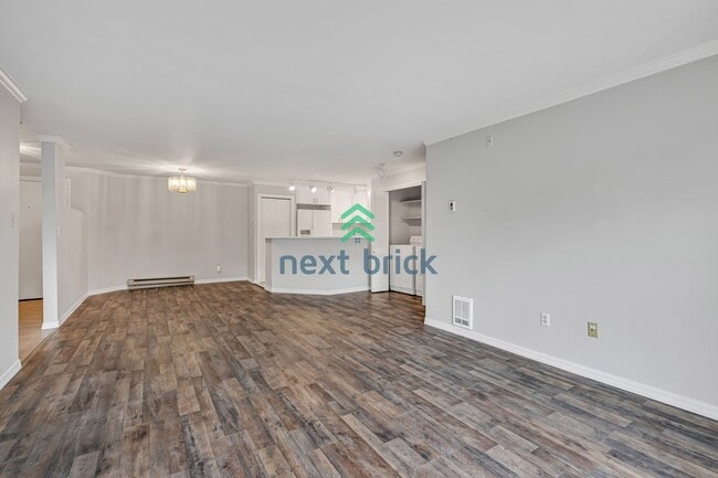 Building Photo - Beautiful home with 2 beds, 2 baths for rent