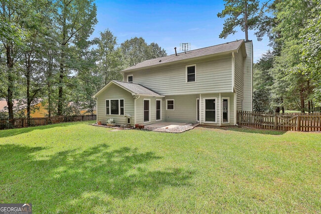 Building Photo - 101 Pepperwood Dr