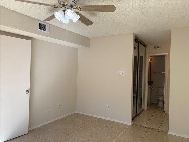 Building Photo - 2710 Grants Lake Blvd