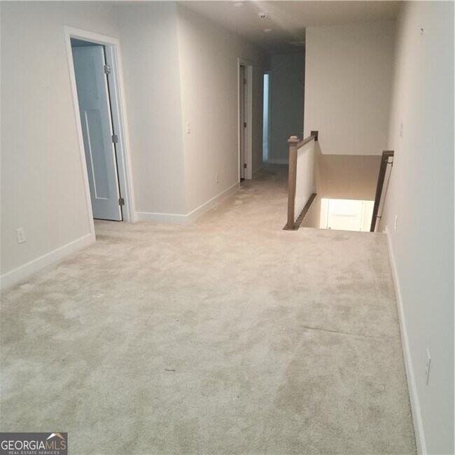 Building Photo - 168 Salt Lk Ln