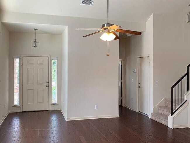 Building Photo - 1433 Biscuit Dr