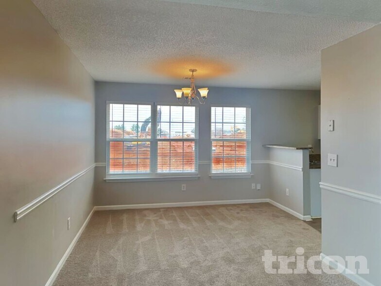 Building Photo - 11842 Registry Blvd