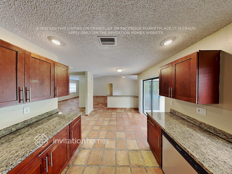 Building Photo - 1406 NW 113th Terrace
