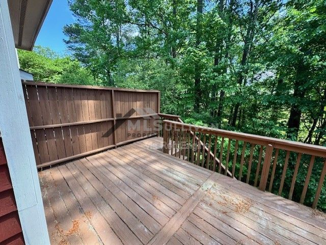 Building Photo - 120 Timber Ridge Dr