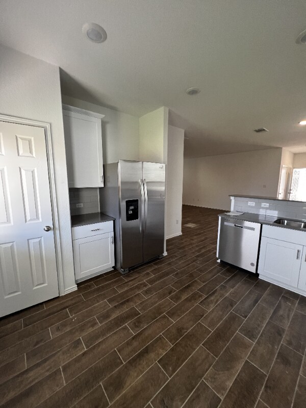 Building Photo - 456 Pickrell Lp