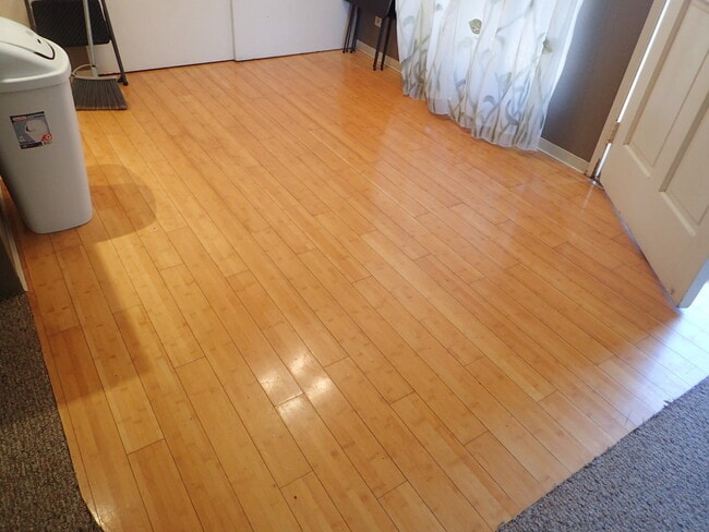 Building Photo - KIHEI VILLAGE UPPER LEVEL 2 BED / 1.5 BATH UNFURNISHED CONDO W/2 PARKING SPACES