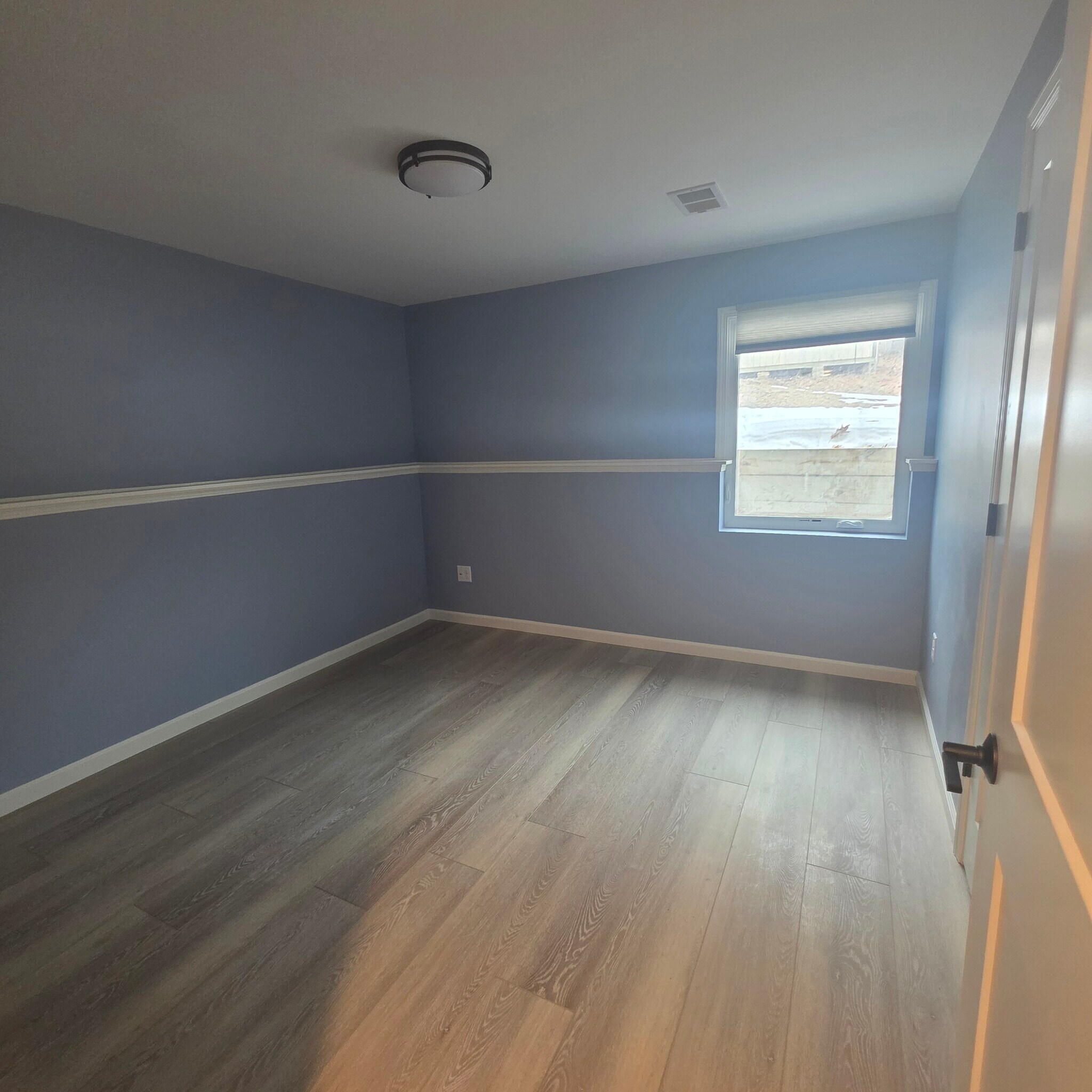 master bedroom - 3823 Leeside Ln