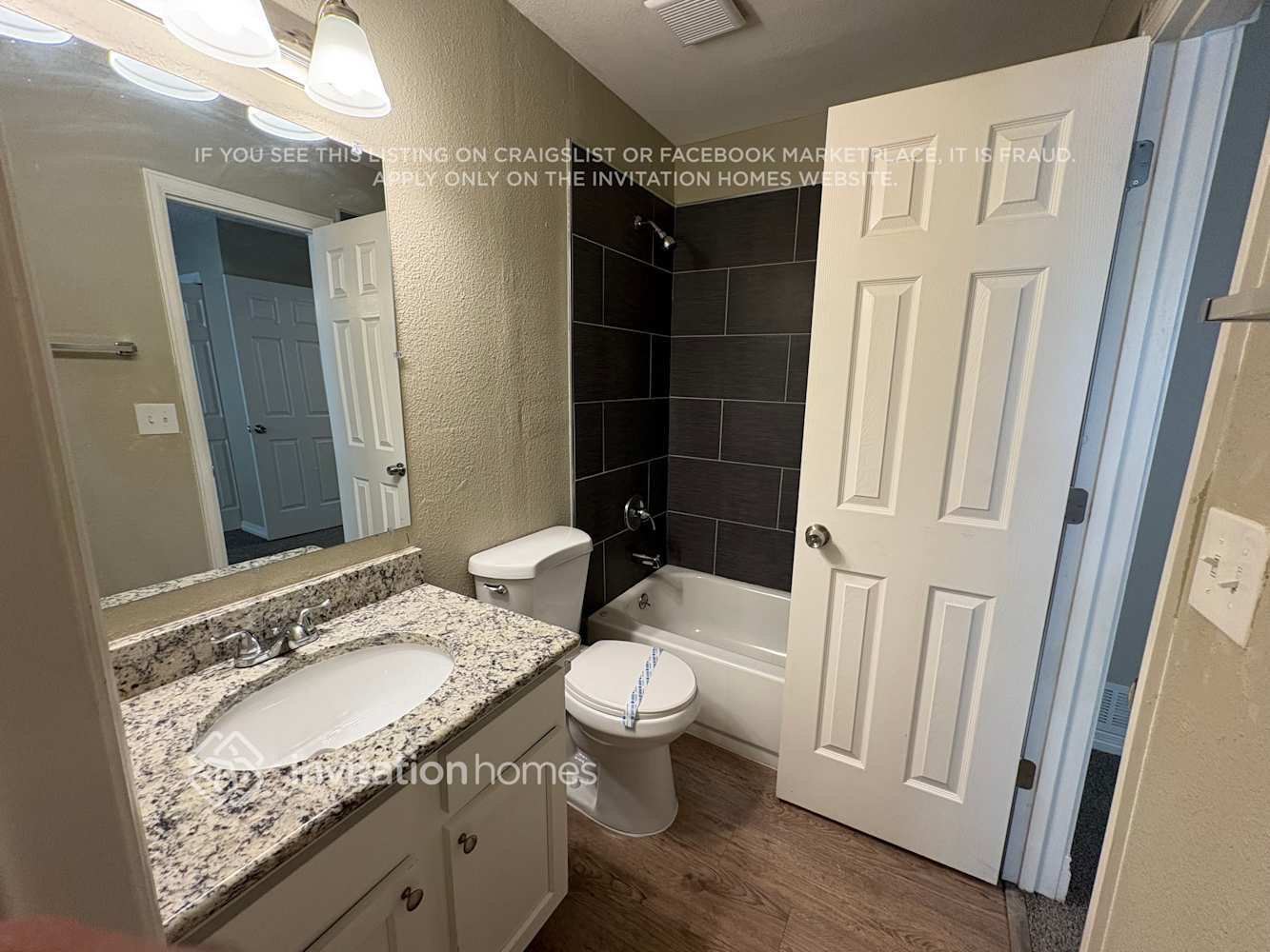 Building Photo - 12052 Ivanhoe Cir