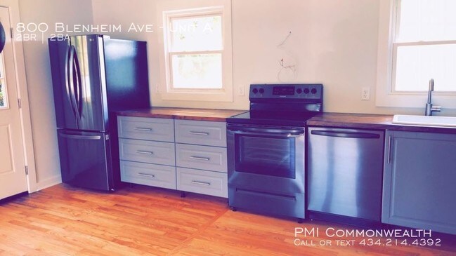 Building Photo - 2 Bed / 1.5 Bath Recently Remodeled
