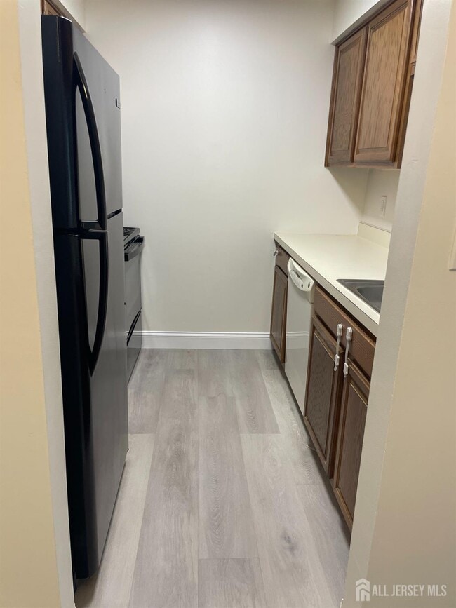 Building Photo - 414 Ravens Crest Dr