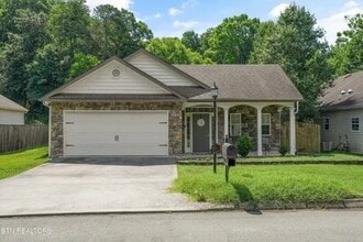 Building Photo - 10816 Meriwether Ln