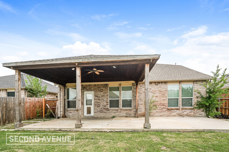 Building Photo - 1420 Abby Creek Dr