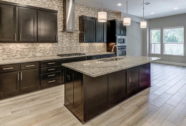 Building Photo - 7012 Calpe Dr