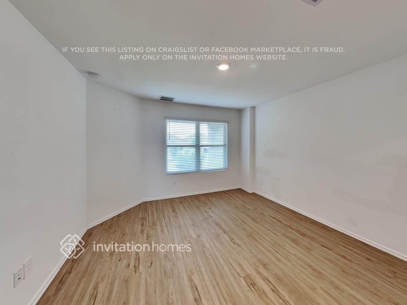 Building Photo - 18826 Charter Elm Dr