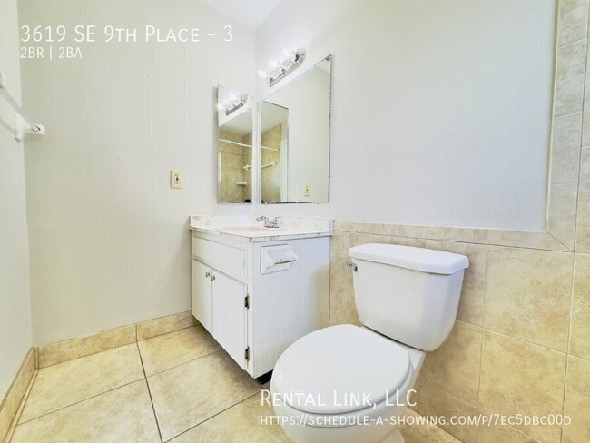 Building Photo - 3619 SE 9th Pl