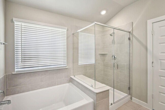 Building Photo - 2023 Murphy Rnch Ct