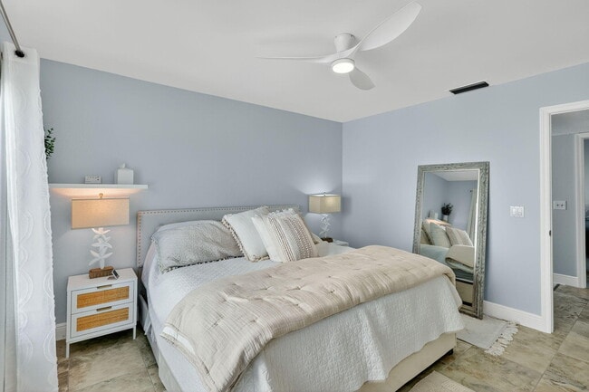 Building Photo - 950 S Kanner Hwy