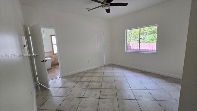 Building Photo - 15826 SW 138th Terrace