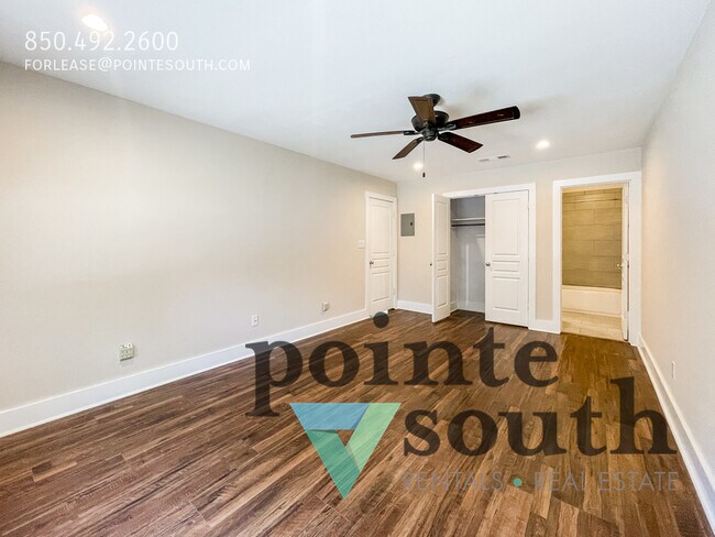 Building Photo - 3300 S Sugartree St