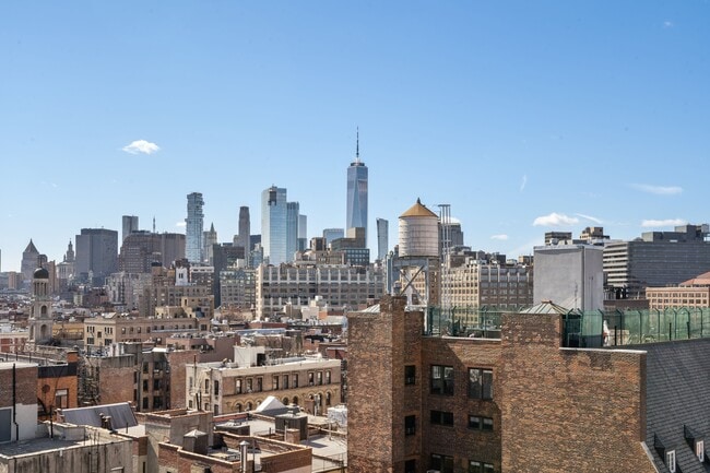Building Photo - 3 Sheridan Square