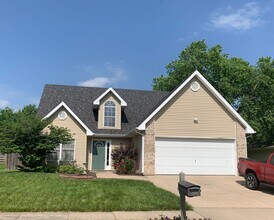 Building Photo - 3604 Churchill Dr