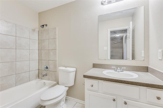Building Photo - 4608 Alamosa St