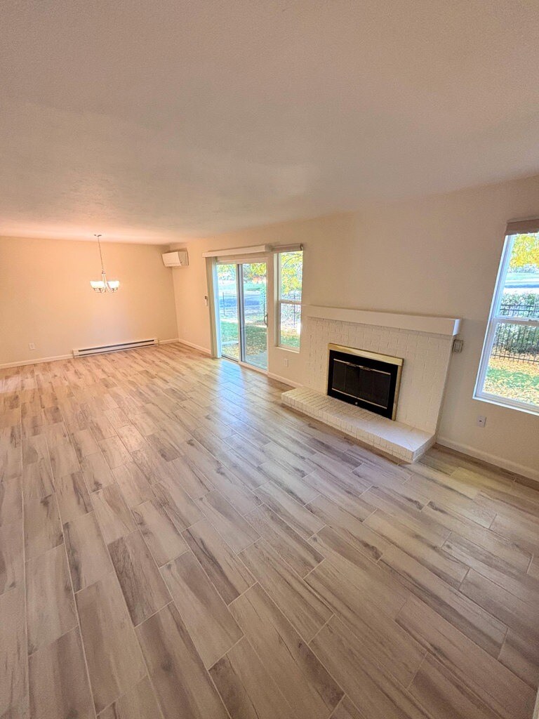 Building Photo - 13933 E Oxford Pl