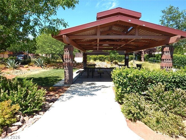 Building Photo - 11346 Bedford Commons Dr