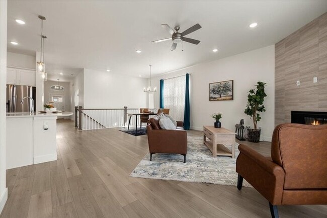 Building Photo - 6602 Enclave Vista Loop