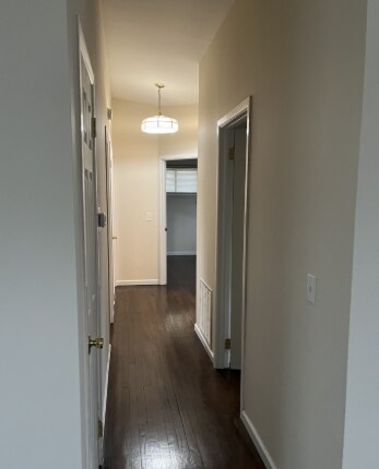 Building Photo - 9 Chestnut Hill Dr