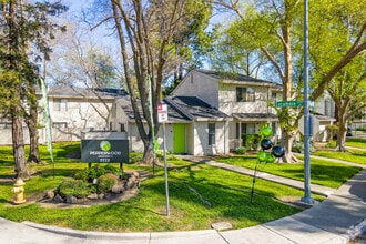 Building Photo - Aria Davis