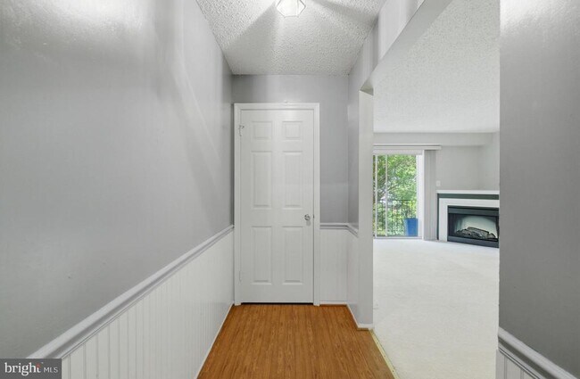 Building Photo - 7761 Inversham Dr