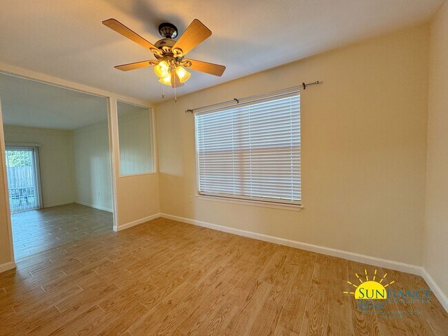 Building Photo - Spacious 3-Bedroom Home Near Hurlburt & Eg...