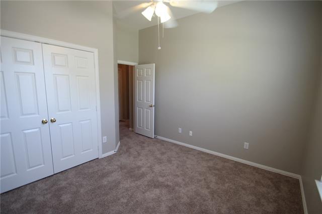 Building Photo - 1424 McKenzie Ct
