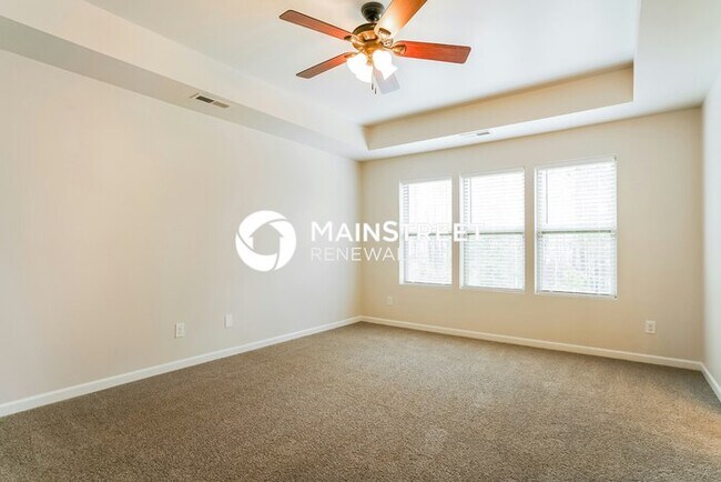 Building Photo - 4 Bedroom Pet-Friendly Home in GARNER, NC with Main Street Renewal