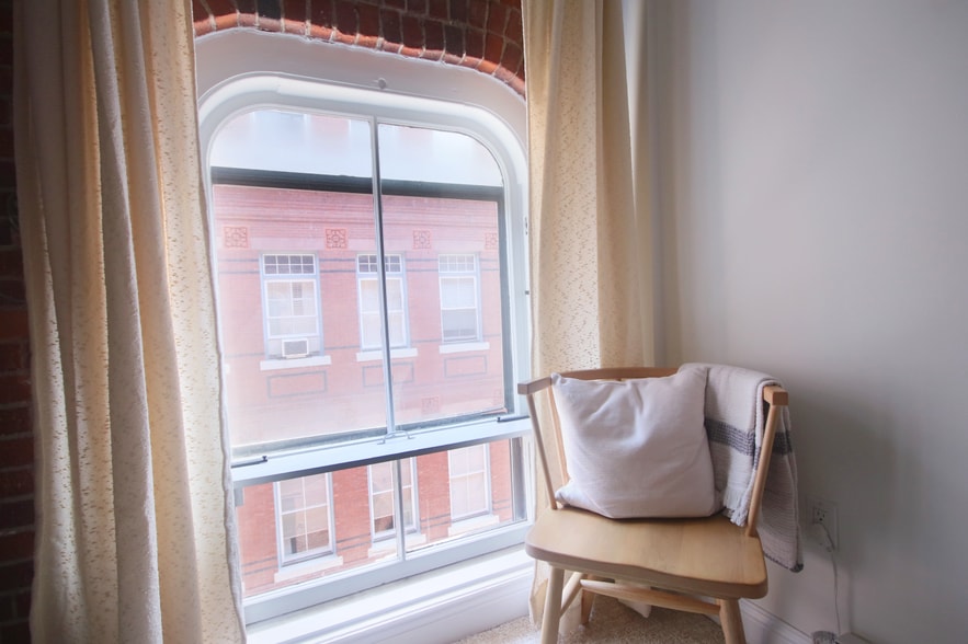 Bedroom - 99 Silver St