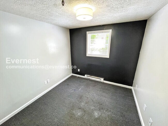 Building Photo - 210 Lower Consol Rd NW