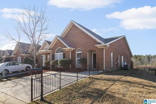 Building Photo - 101 Hayesbury Ln