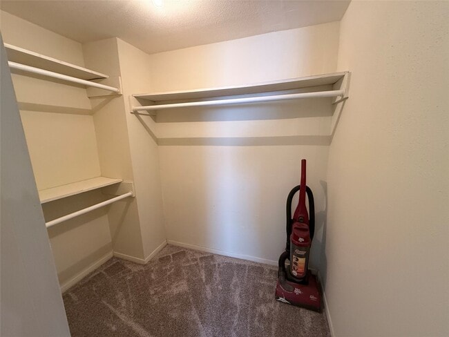 Building Photo - 2110 Wilcrest Dr