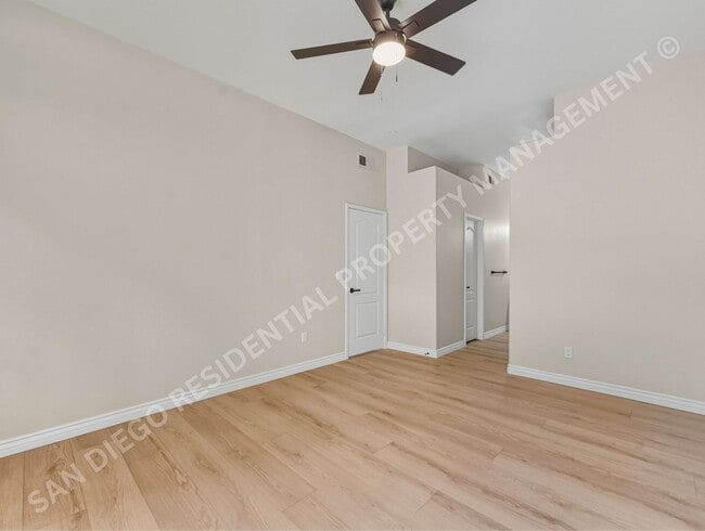 Building Photo - Beautifully Remodeled and Bright in the Perfect Carmel Mountain Ranch Location