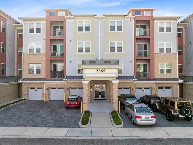 Building Photo - 7565 Laureate Blvd