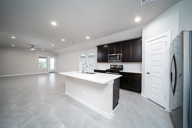 Building Photo - 7411 Victoria Brook Trace
