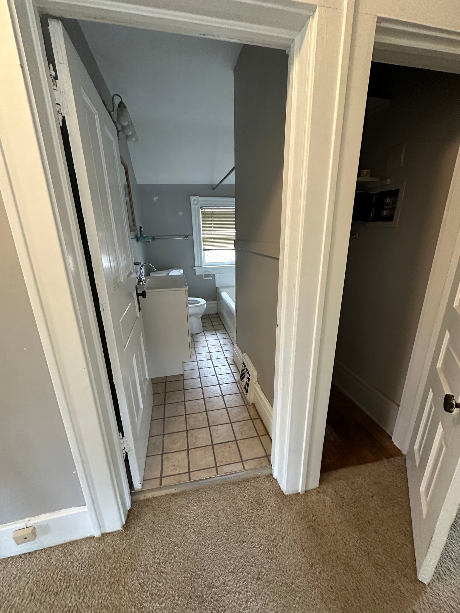 Bathroom - 829 Miller Ave