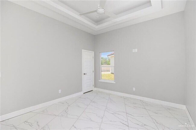 Building Photo - 1319 W Gran Via St